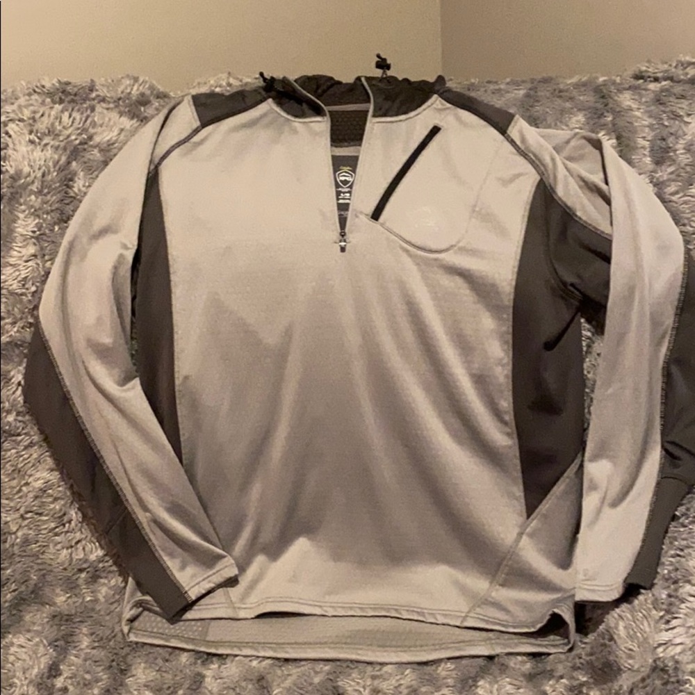 Men’s hooded pullover